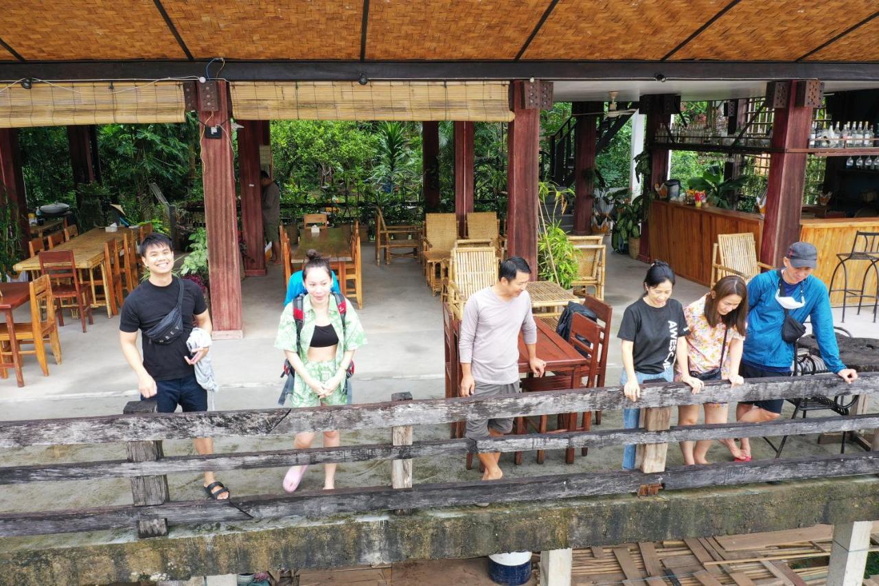 Ning Ning Guesthouse Muang Ngoi Ngoại thất bức ảnh