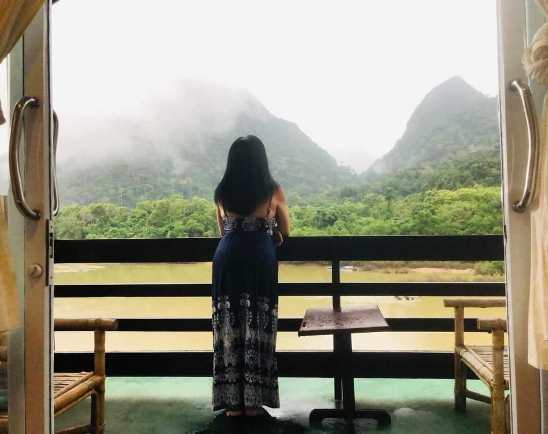 Ning Ning Guesthouse Muang Ngoi Phòng bức ảnh