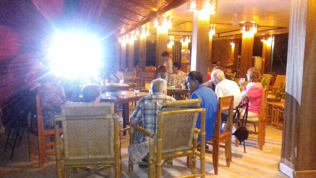 Ning Ning Guesthouse Muang Ngoi Ngoại thất bức ảnh
